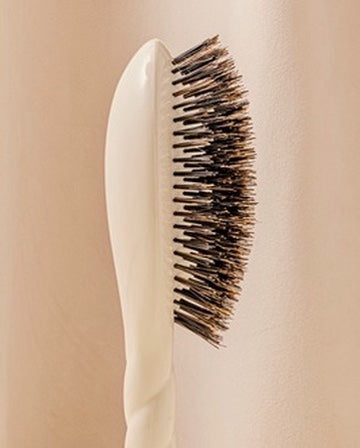 N.01 La Brosse Brillance & Soin l'Universelle Blanc Crème