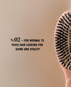 N.02 La Brosse Démêlante & Soin l'Indispensable Rose Poudré